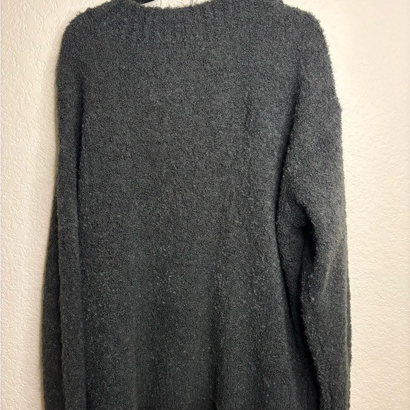 Aerie Women's black teddy Sweater - Picture 3 of 4